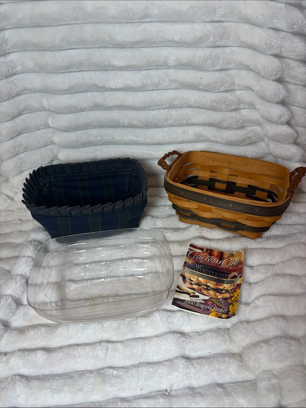 2000 Longaberger Collector’s Club Renewal Basket Combo